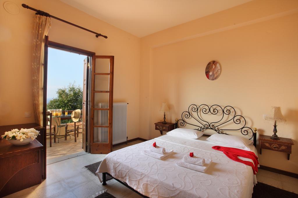 Hotel Stilvi Tsagkarada Habitación foto